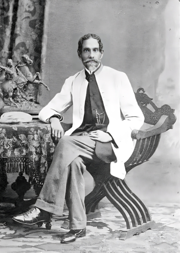 The first Indian to join the Indian Civil Service (ICS)