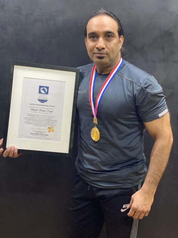 Deepak Kumar Taank  Indian Humanitarian Awardee